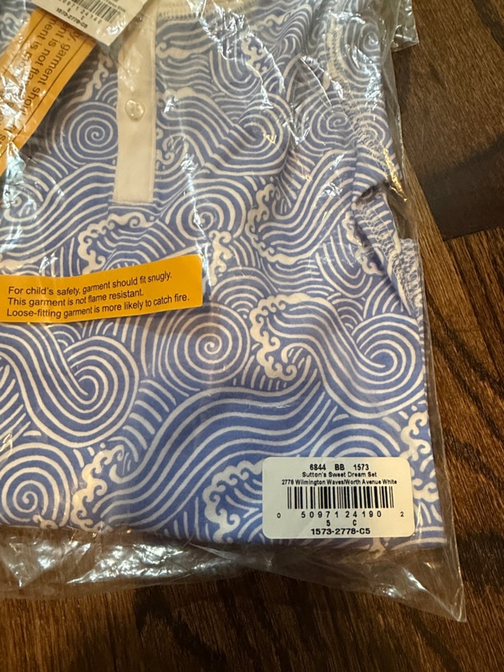 The Beaufort Bonnet Company waves Kids Pajama set - Picture 2 of 3
